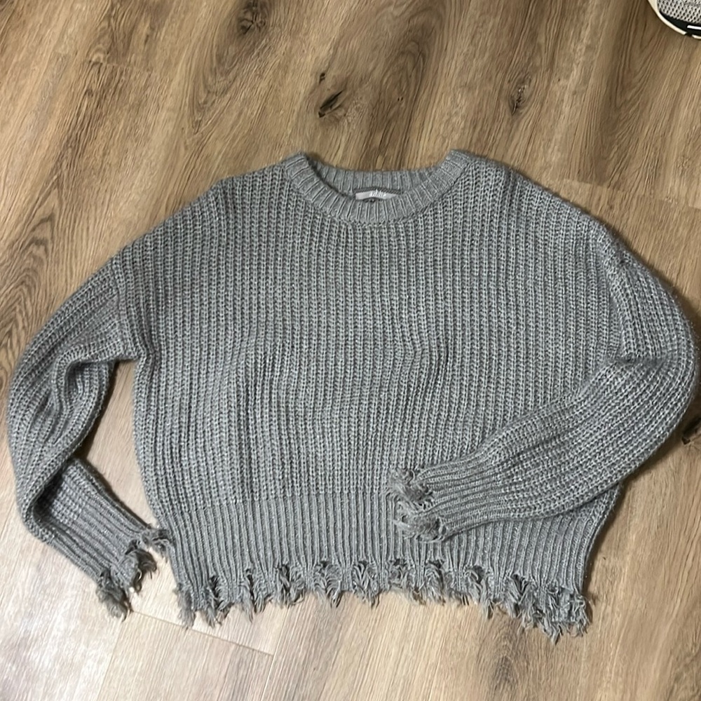 Grey knit distressed oversized sweater small